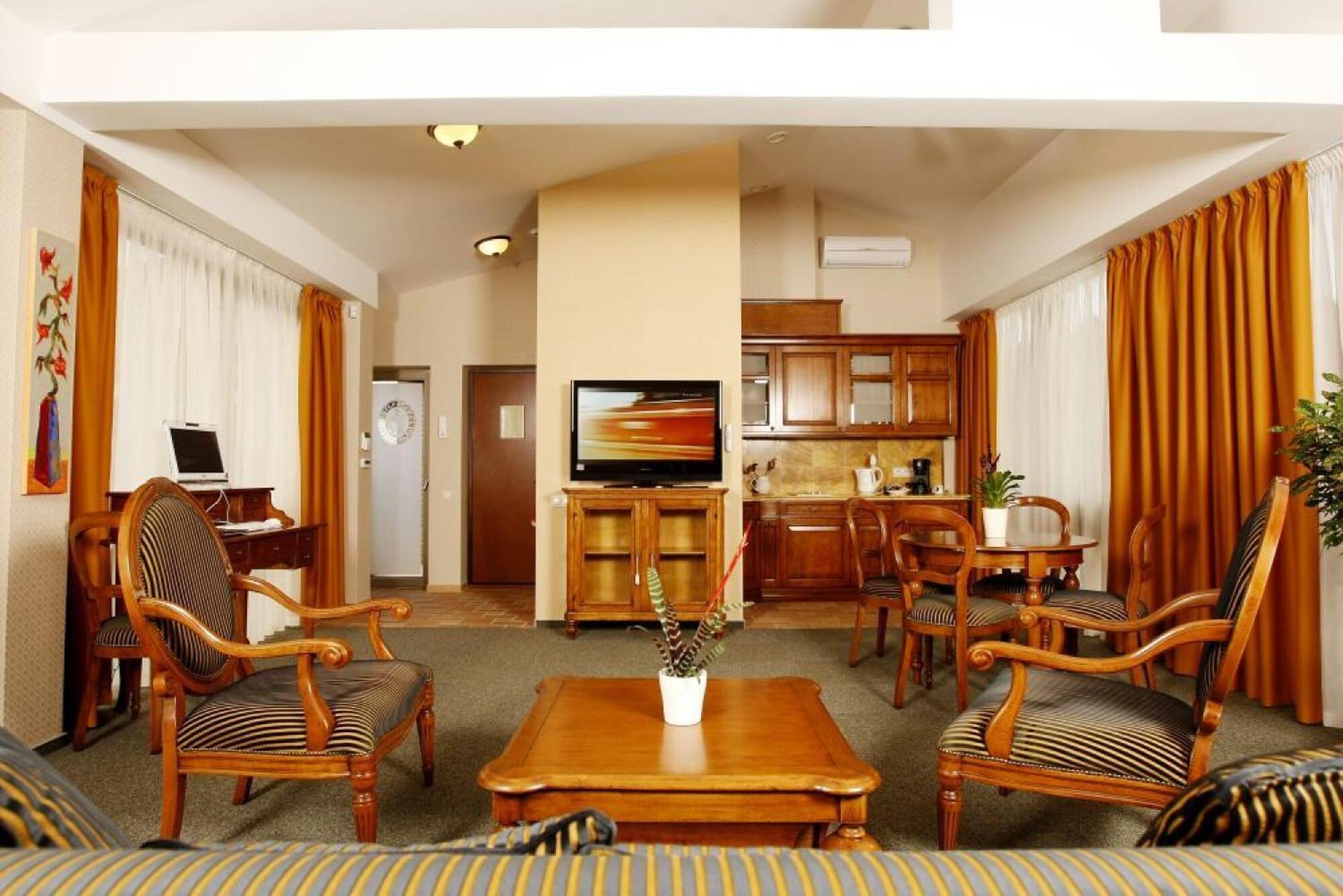 Jaukus Friedricho Pasazo Apartamentai ไคลเพดา ภายนอก รูปภาพ